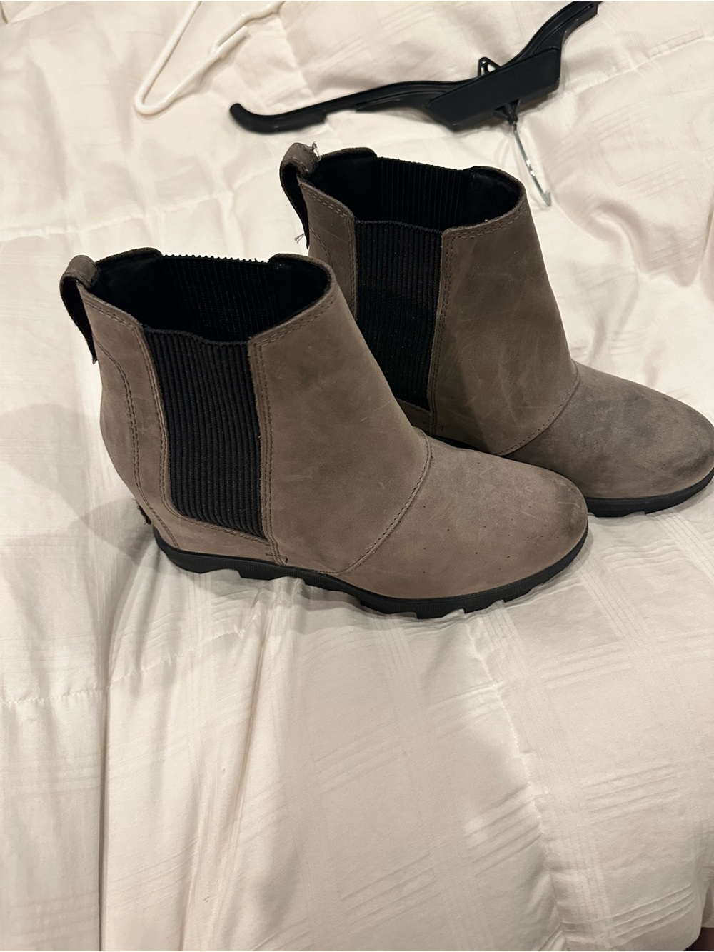 Sorel Taupe Chelsea Ankle Boots with Black Elastic Panels
